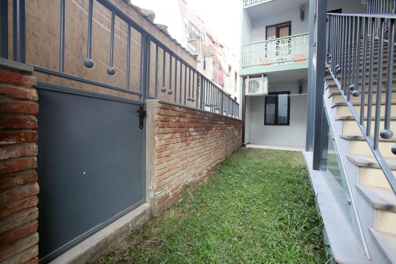 Boutique Kosher Hotel Tourfa Tbilisi Exterior photo