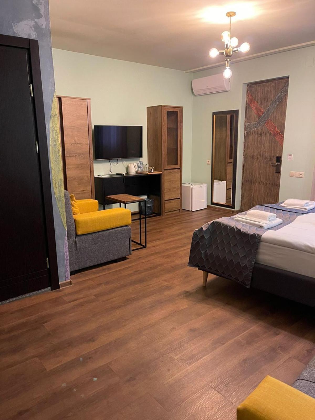 Boutique Kosher Hotel Tourfa Tbilisi Exterior photo
